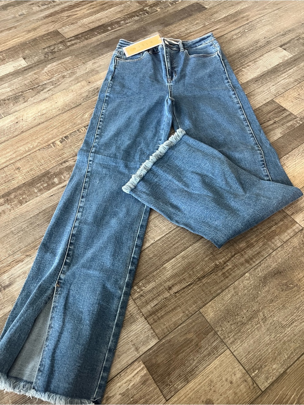 Wide Leg Frayed Hem Jeans - Blue